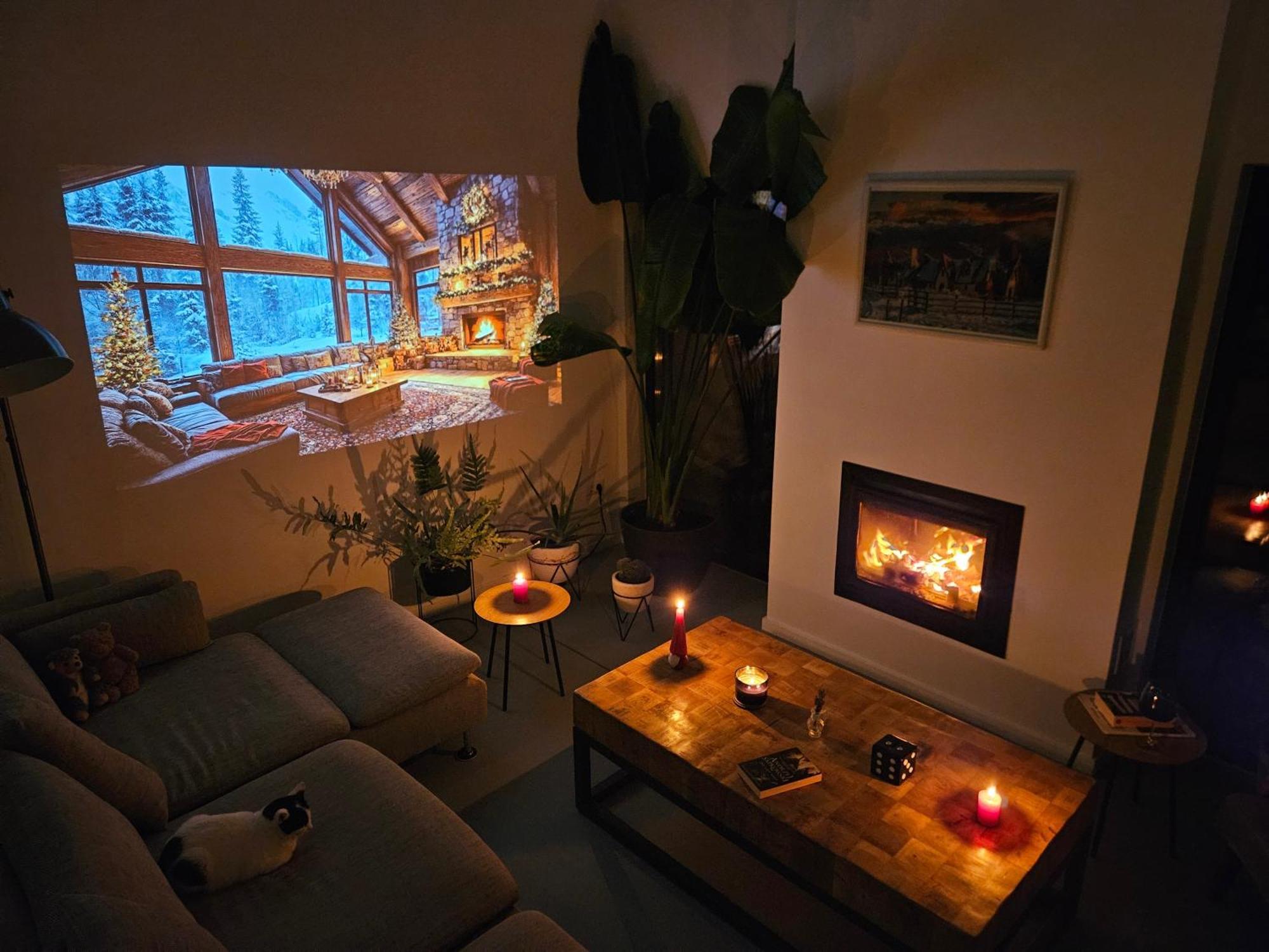 Black Walnut House With Indoor Outdoor Fireplace Izvoarele  外观 照片